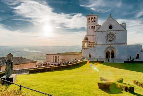 Church, Umbria, Italy, Assisi, religion, holy, sunset, building, catholic, landscape, monument, belief, people, family, children, prayer, miracles, holidays, countryside, brick, marble, Pope, Vatican bell, mercy, excellence, death, resurrect, world, 